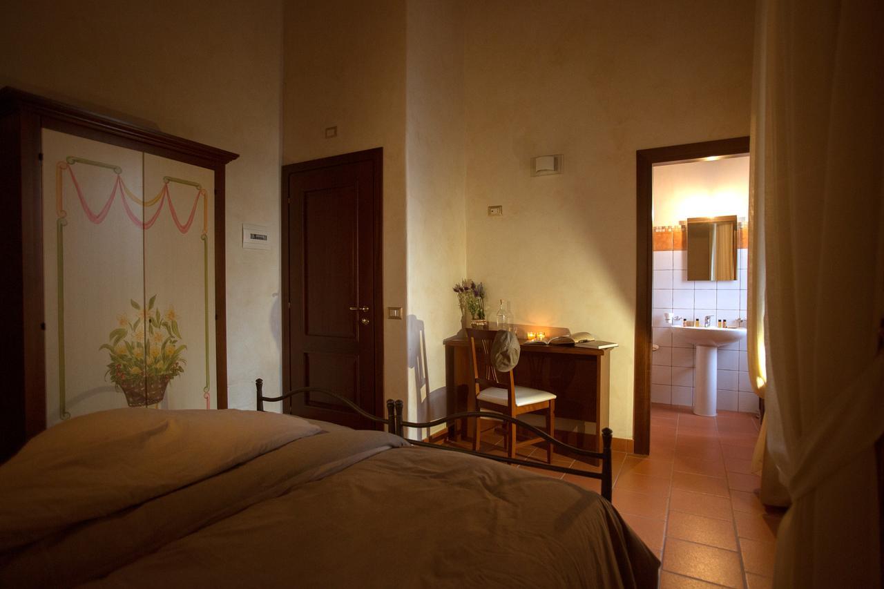 Monastero Di Sant'Erasmo Hotel Veroli Bagian luar foto